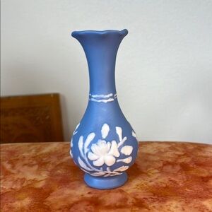 Handmade Blue and White Floral Small Vase